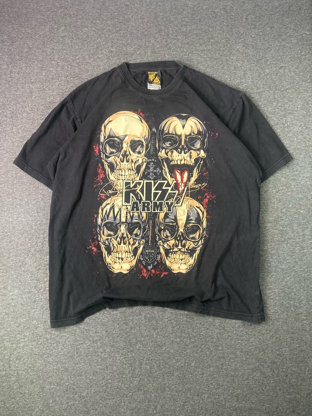 KISS Army Shirt XXL New Type System Black Timber Skulls Graphic Tee Mens